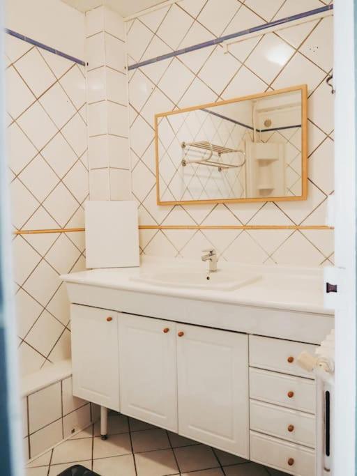 Appartement Avec Patio Saint Anne-dʼAuray エクステリア 写真